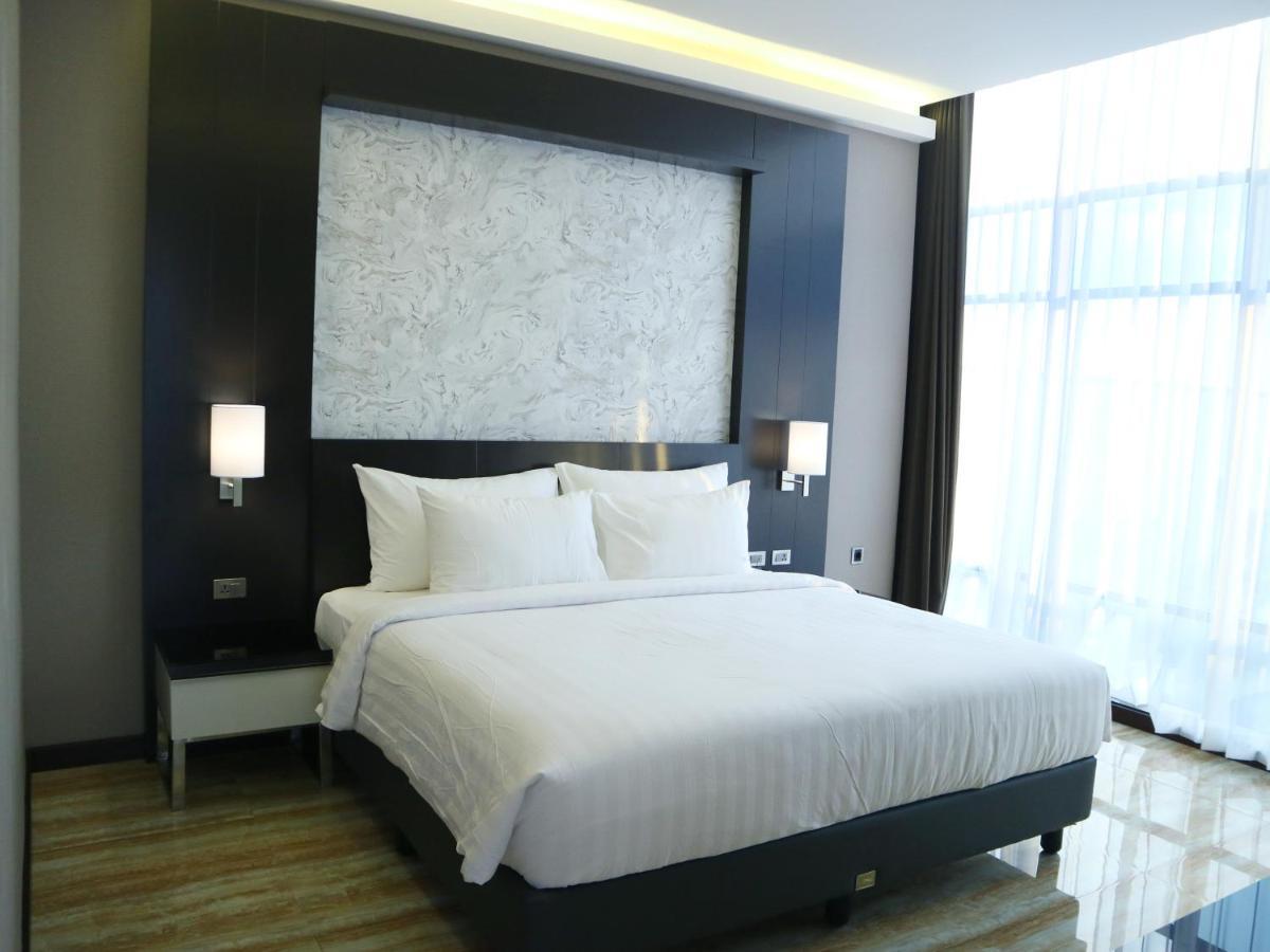 Grand Karlita Hotel Purwokerto Εξωτερικό φωτογραφία